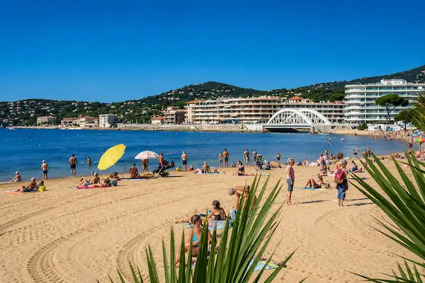 Plage de Sainte-Maxime — sable fin et Golfe de Saint-Tropez, Var 83